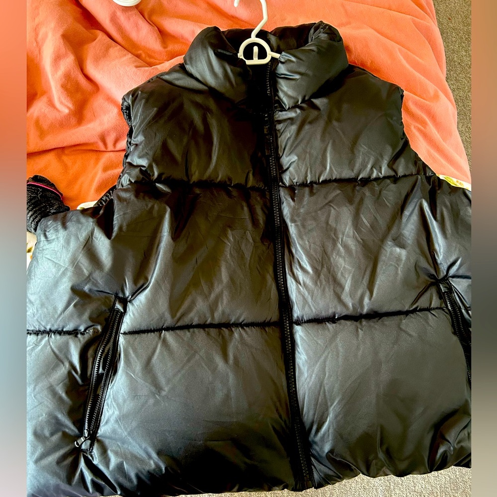 Old Navy Puffer Vest
